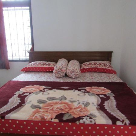 סרנגן Hotel Pantes מראה חיצוני תמונה