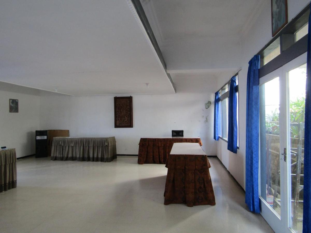 סרנגן Hotel Pantes מראה חיצוני תמונה