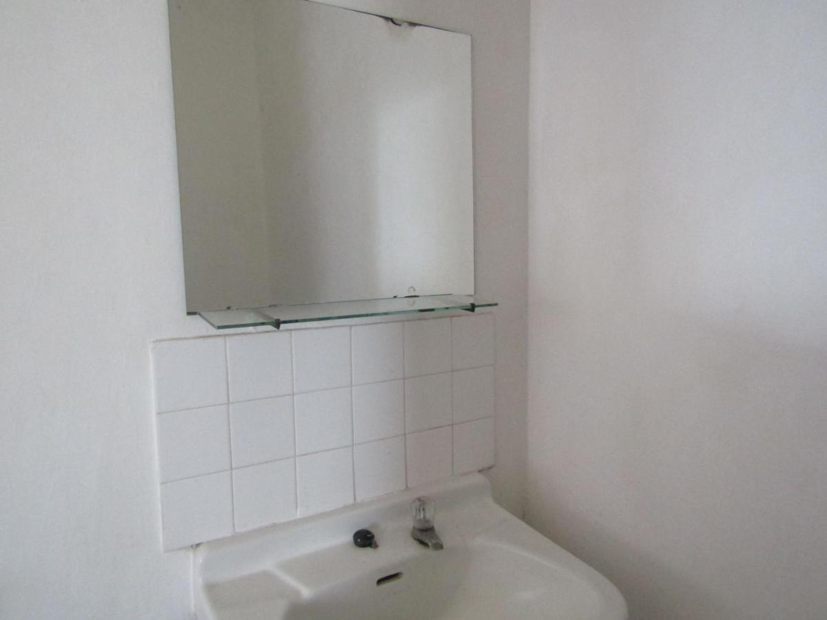 סרנגן Hotel Pantes מראה חיצוני תמונה