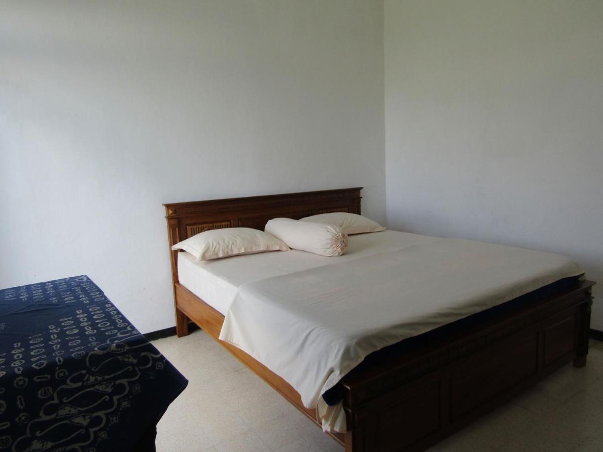 סרנגן Hotel Pantes מראה חיצוני תמונה