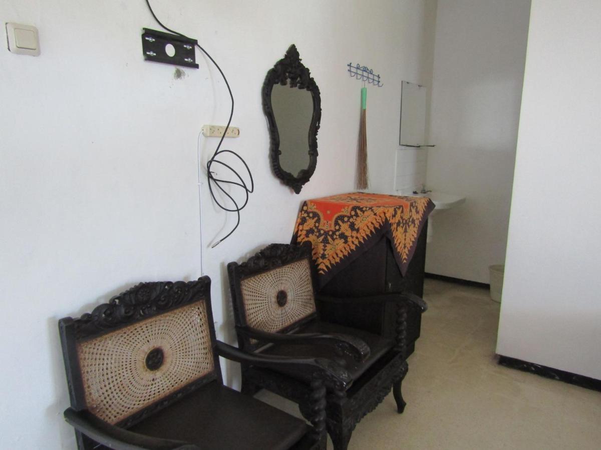 סרנגן Hotel Pantes מראה חיצוני תמונה