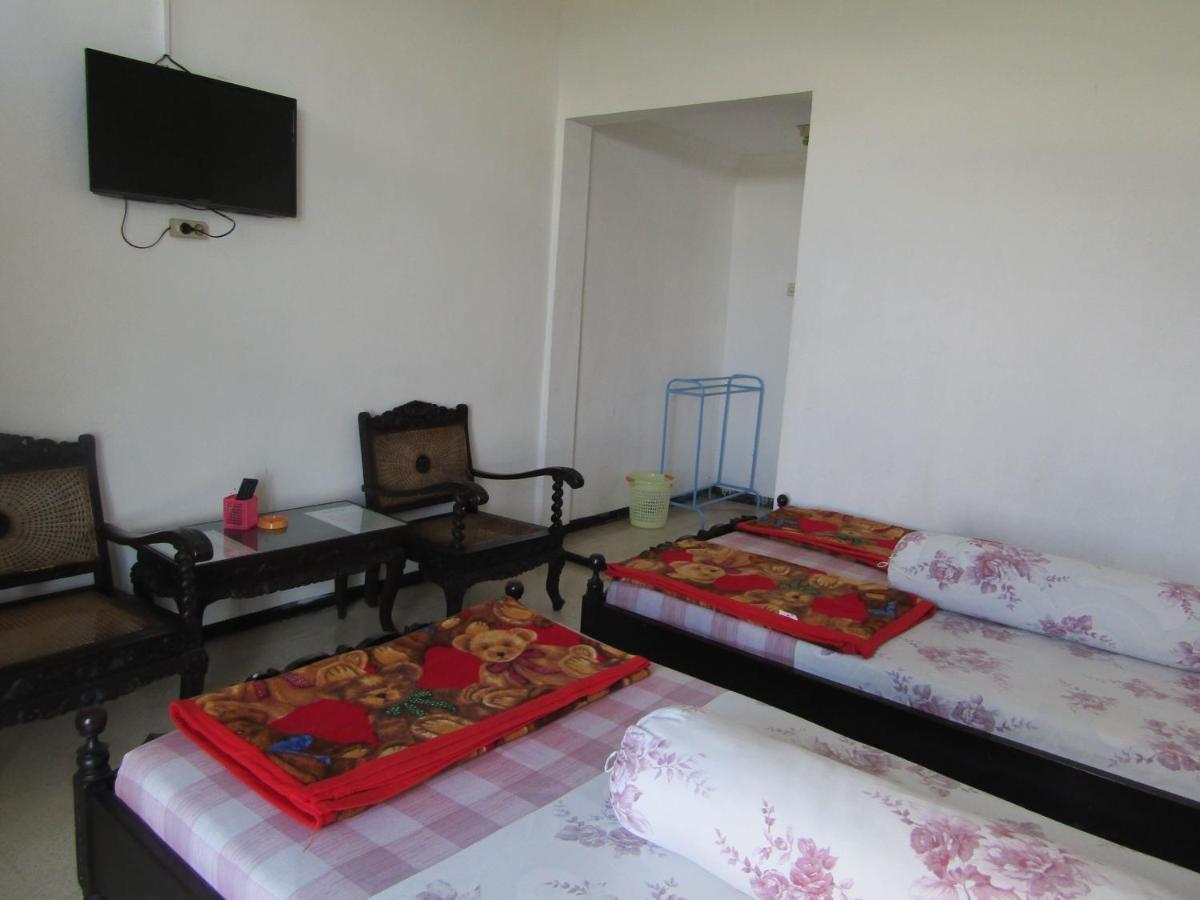 סרנגן Hotel Pantes מראה חיצוני תמונה