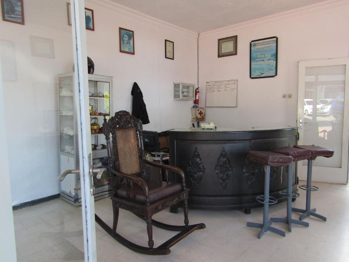 סרנגן Hotel Pantes מראה חיצוני תמונה