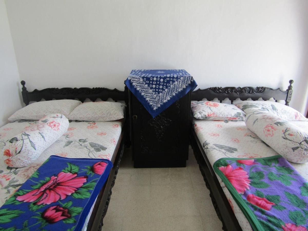 סרנגן Hotel Pantes מראה חיצוני תמונה